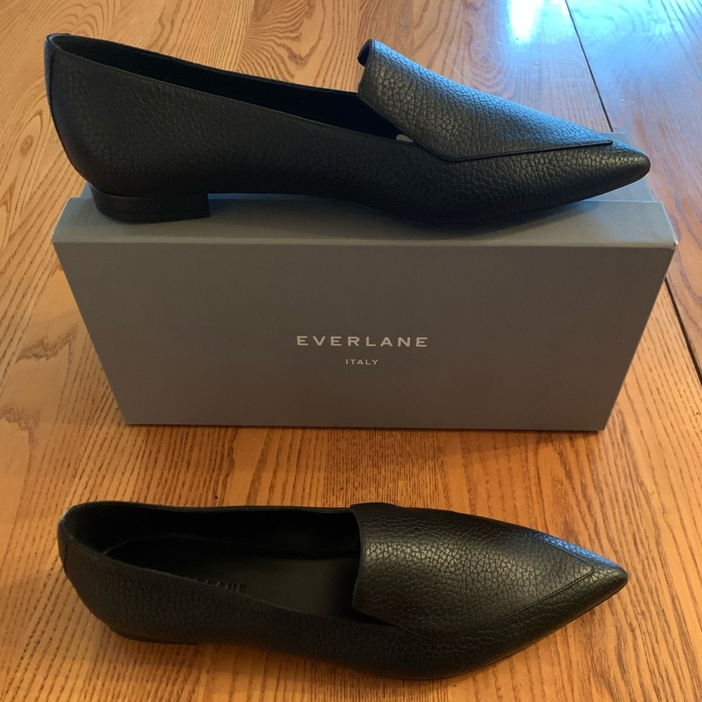 Everlane Boss Flat in Black Pebbled Leather - Size 11 NWT